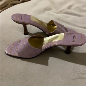 Bebe lavender Heels